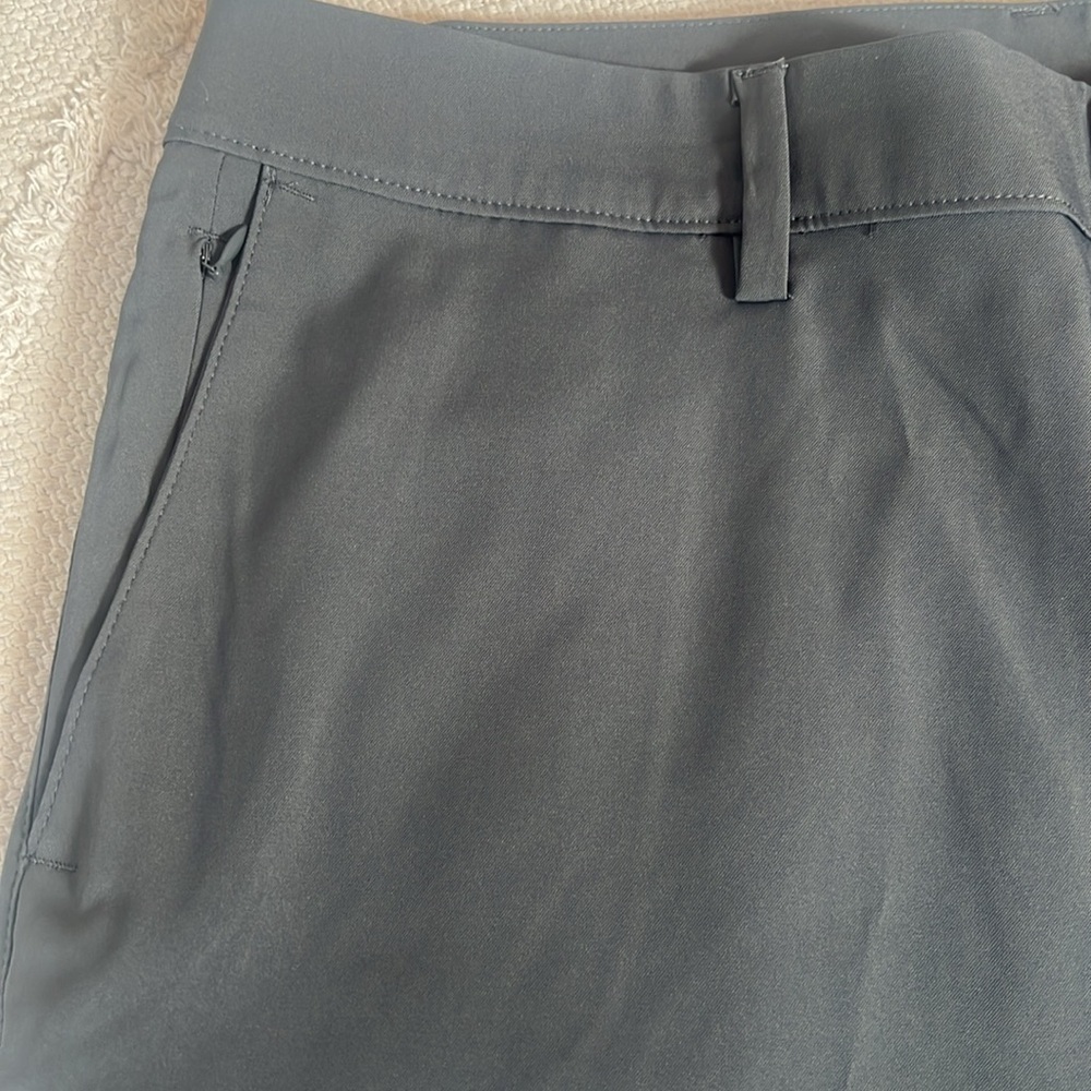 Grey Magaschoni Pants. New!!! Size 38 - Picture 6 of 7